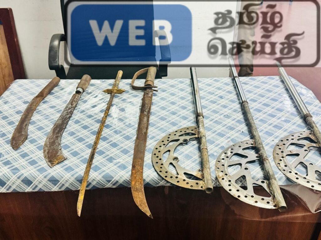 கொக்குவில் பகுதியில் வாள்வெட்டினை மேற்கொண்ட சந்தேகநபர்கள் கைது