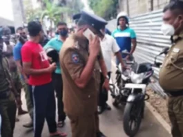 அக்கரைப்பற்று பகுதியில் பிரபல பாடசாலையின் அதிபர் மற்றும் ஆசிரியர் மீது வாள் வெட்டு தாக்குதல்