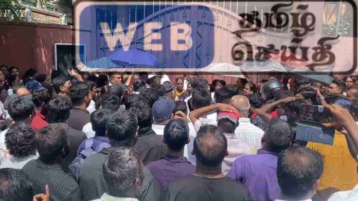 மாணவி அம்ஷிகாவுக்கு நீதி கோரி கொழும்பில் போராட்டம்