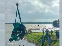 அநுராதபுரத்தில் பலத்த காற்றினால் வாவிக்குள் தூக்கி வீசப்பட்ட முச்சக்கரவண்டி