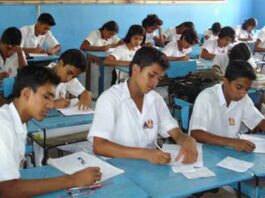 யாழில் உள்ள பிரபல ஆண்கள் பாடசாலையில் மாணவர்களை கதிரையால் தாக்கிய ஆசிரியர்